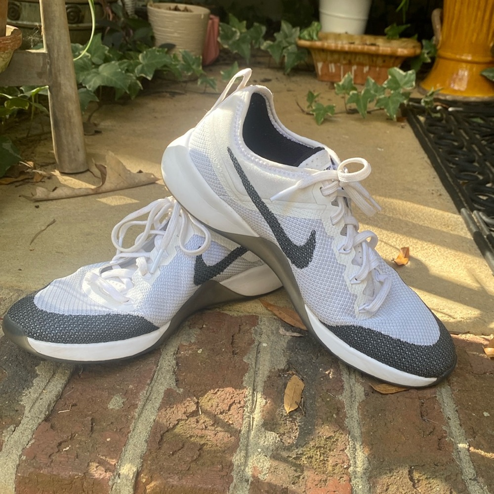 NIKE TRAINER ZOOM 7.5